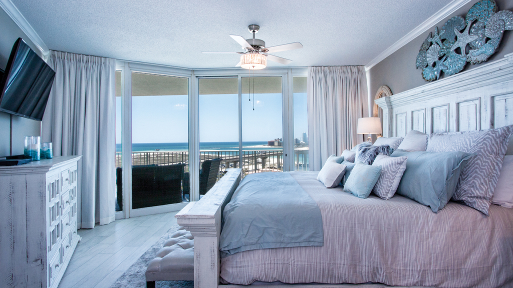 Caribe Resort B1116 Master Bedroom Decor